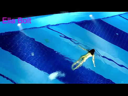 ❤️ මට නැරඹීම නැවැත්විය නොහැක, තරුණ රන්වන්තිය ELLA BOLT නිවාඩු නිකේතනයේ තටාකයේ නිරුවතින් පිහිනීමට හසු විය ❌ තත්ත්ව ලිංගික si.sexvideosex.top ❤